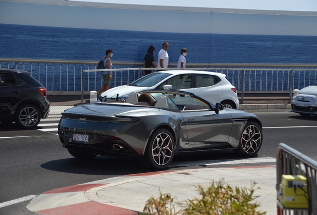 Aston Martin DB11 V8 Volante