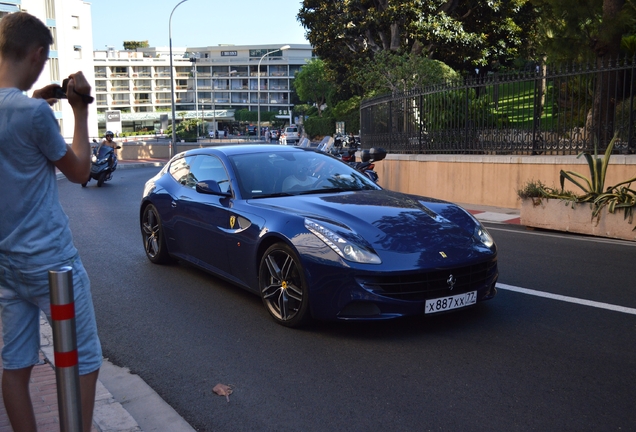 Ferrari FF