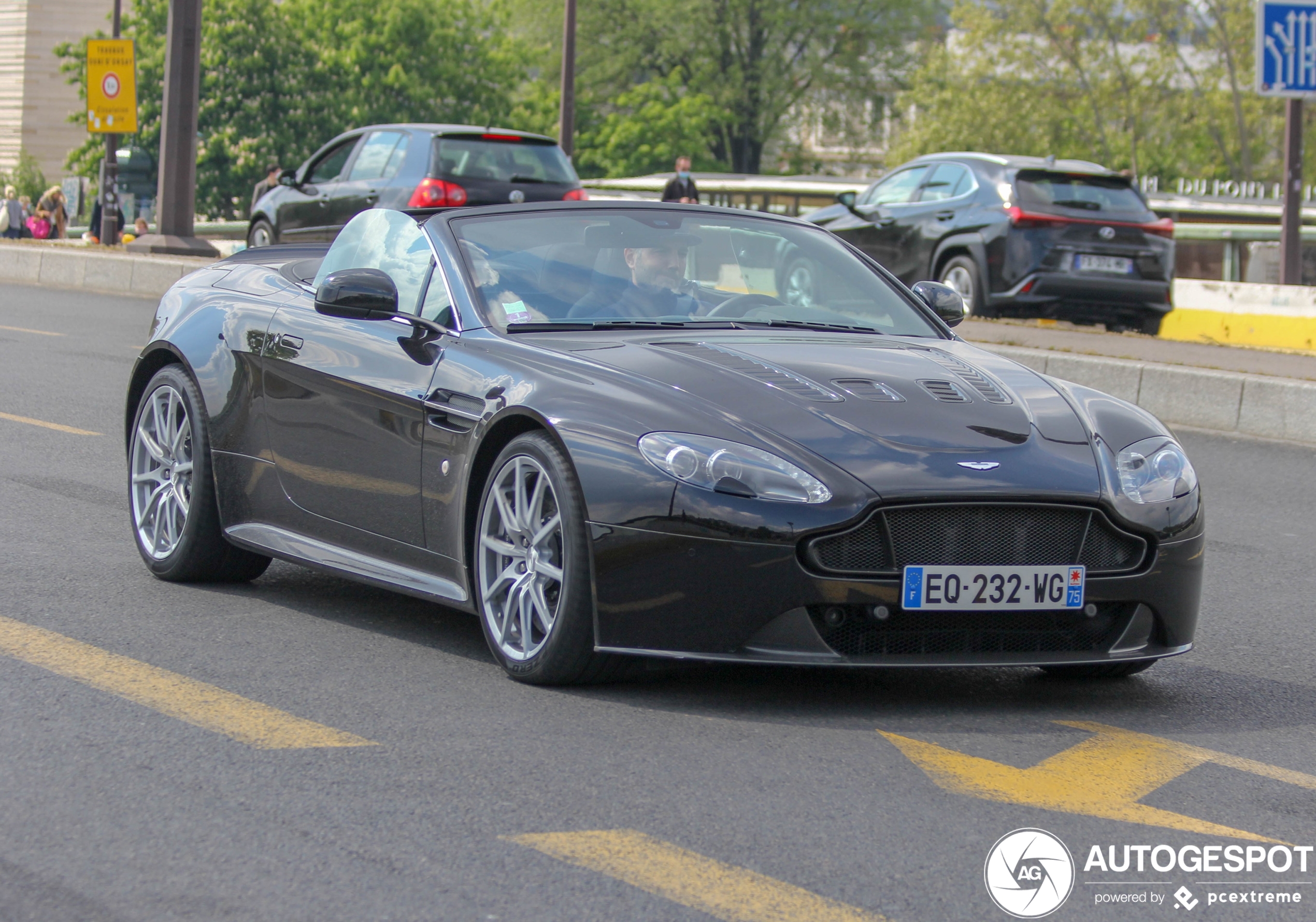 Aston Martin V12 Vantage S Roadster