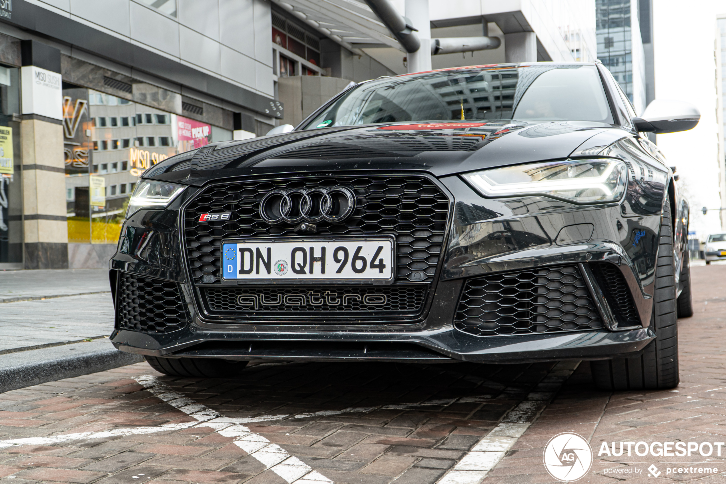 Audi RS6 Avant C7 2015