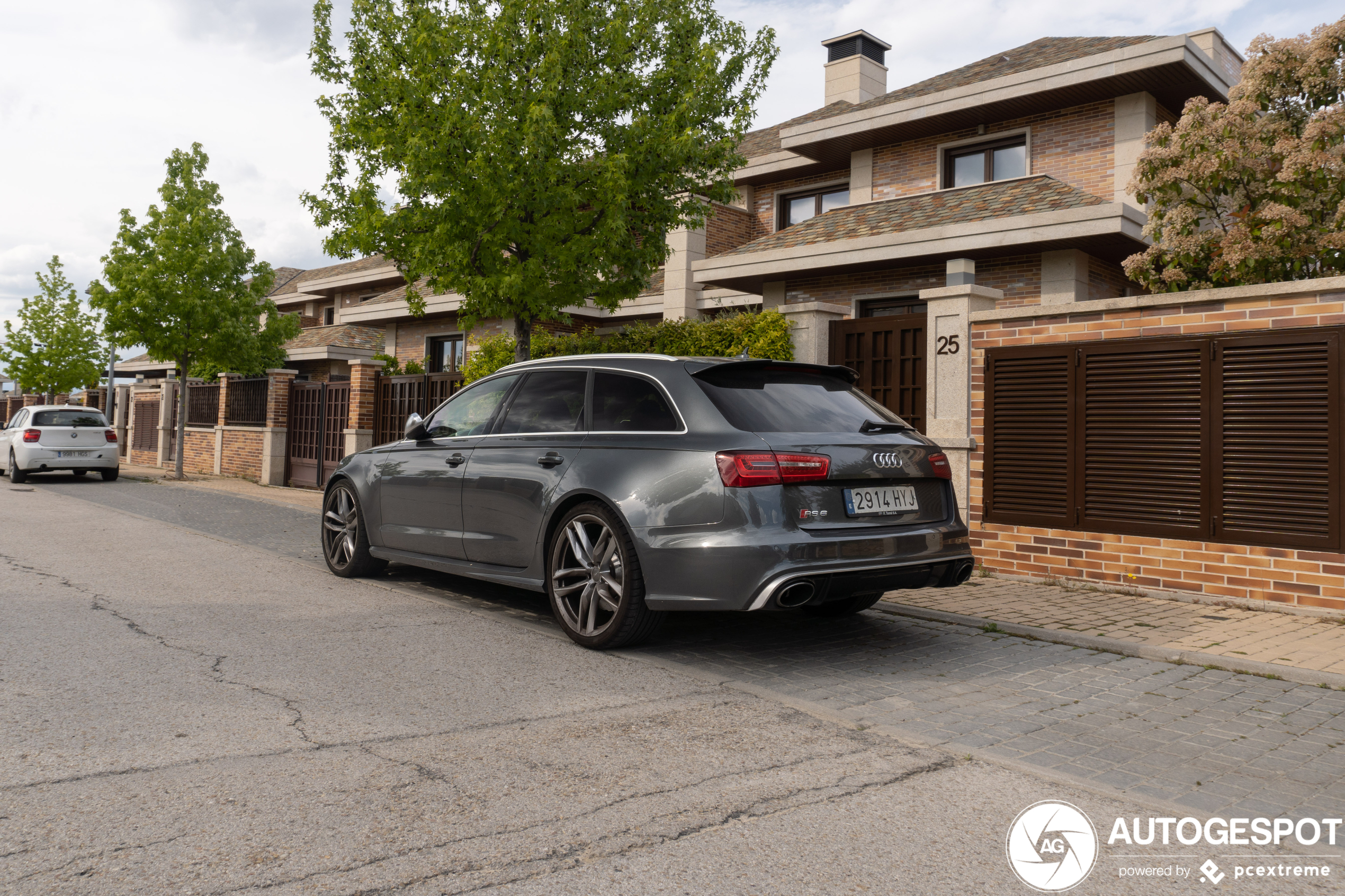 Audi RS6 Avant C7