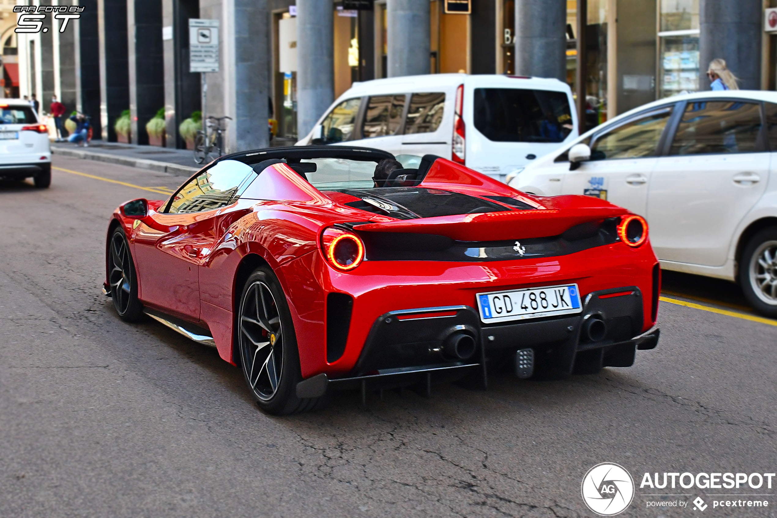 Ferrari 488 Pista Spider