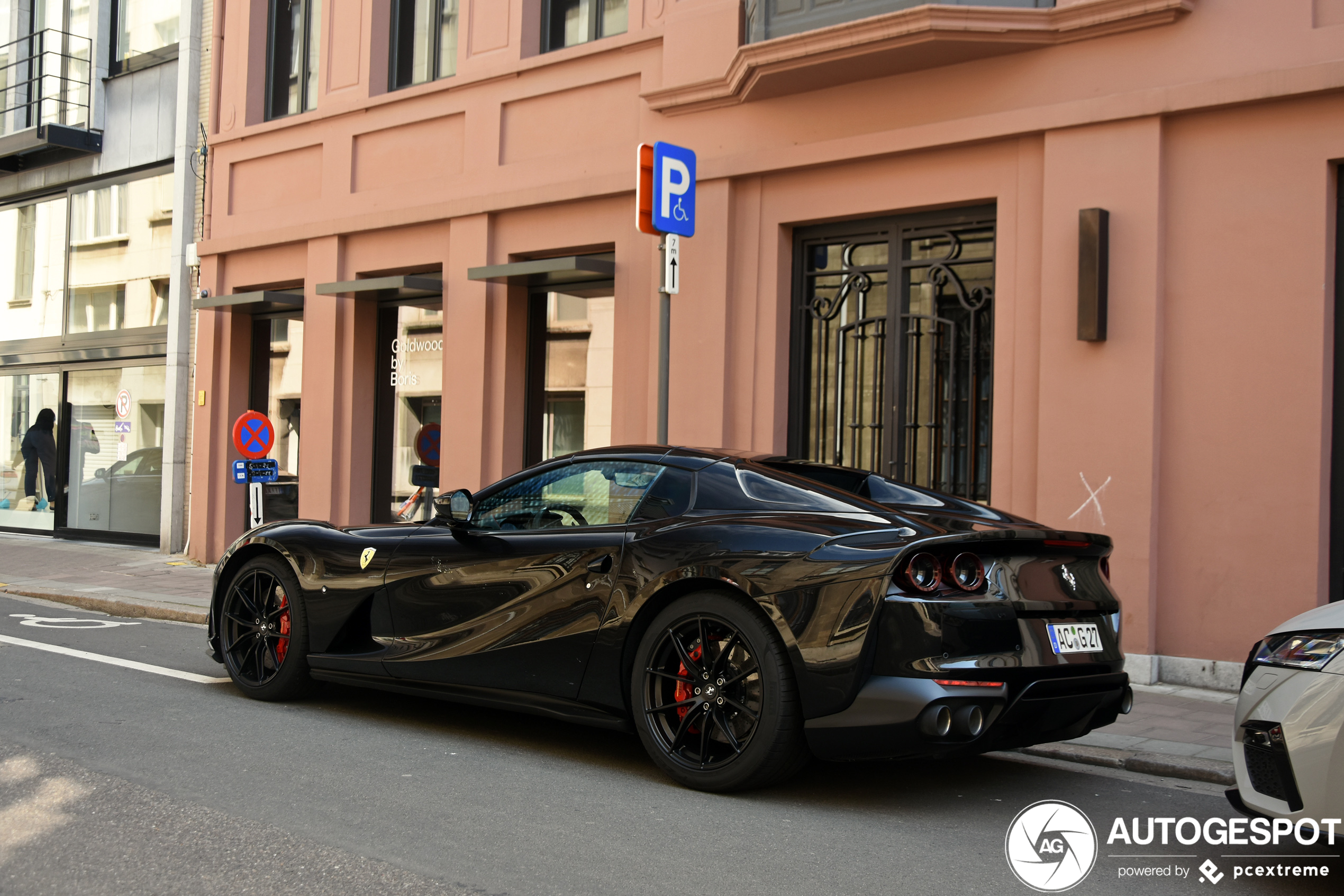 Ferrari 812 GTS