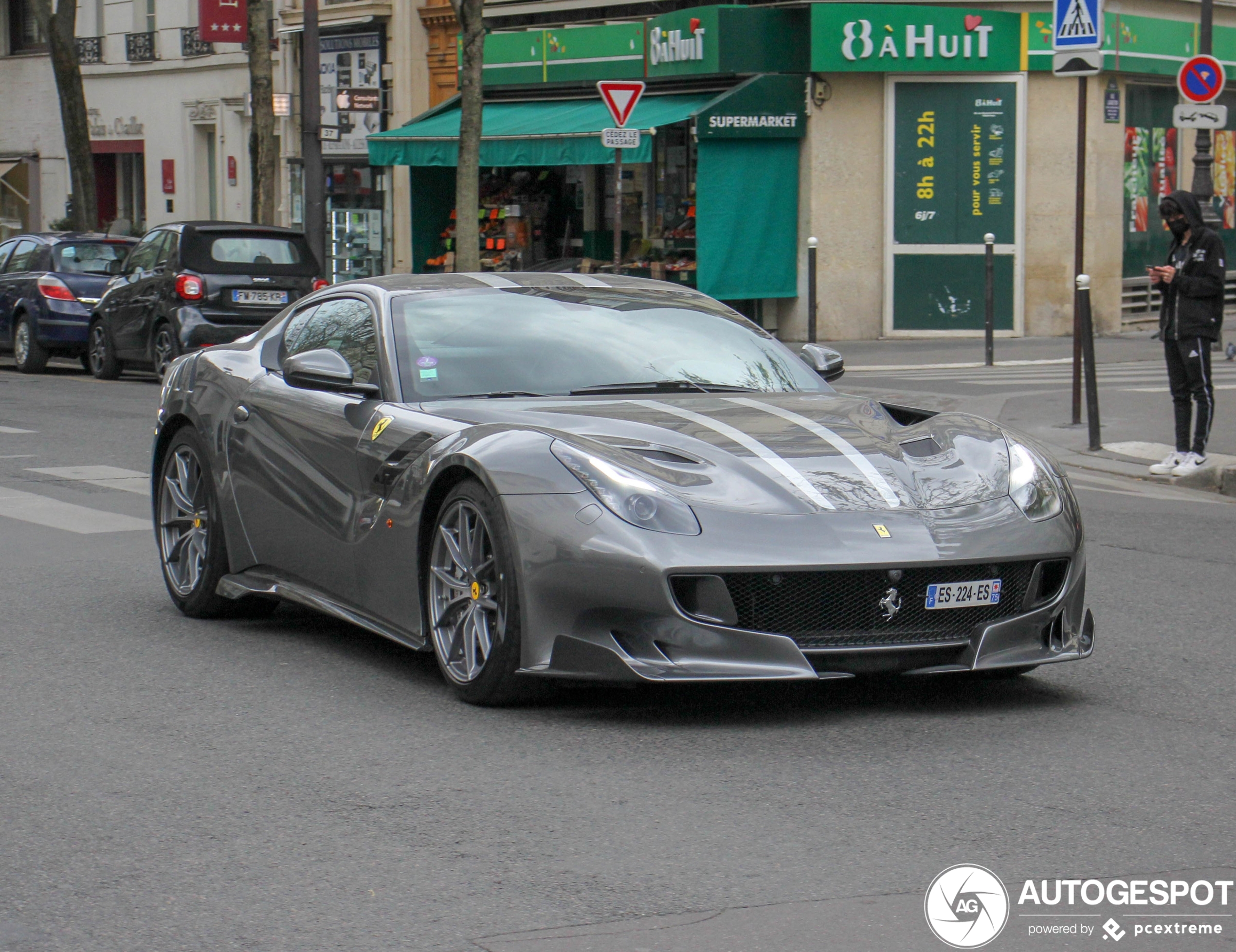 Ferrari F12tdf