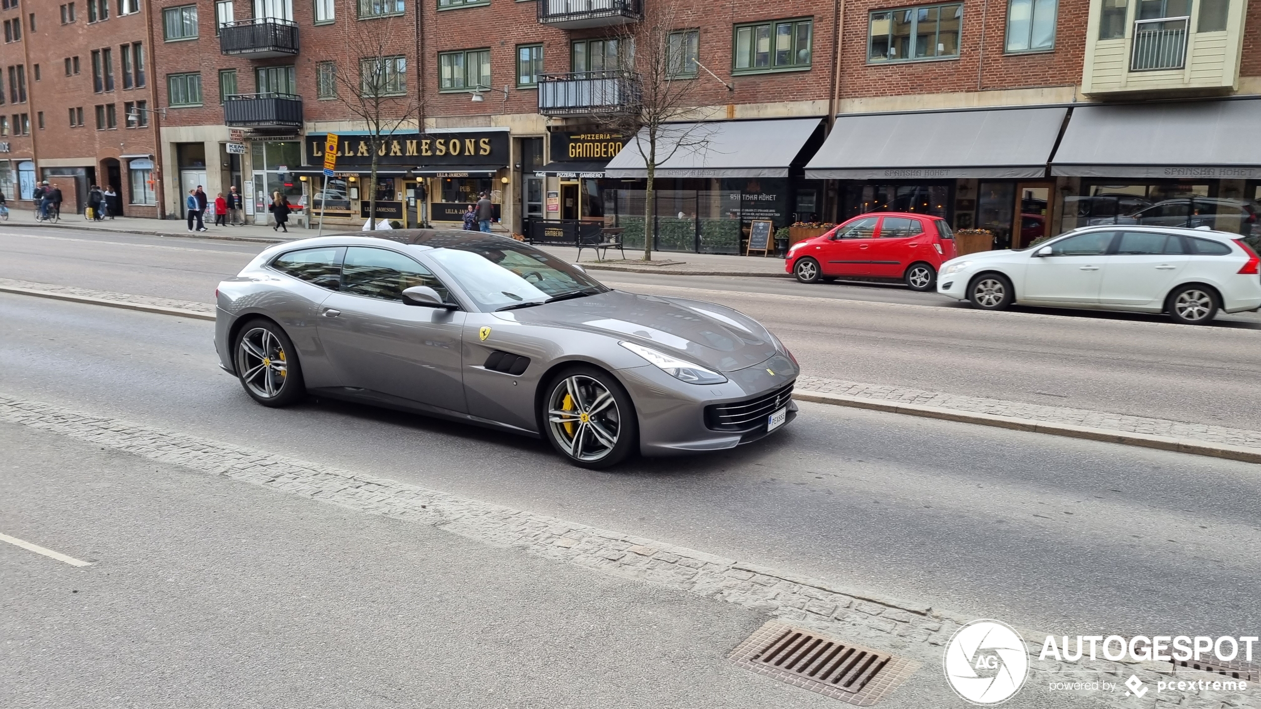 Ferrari GTC4Lusso