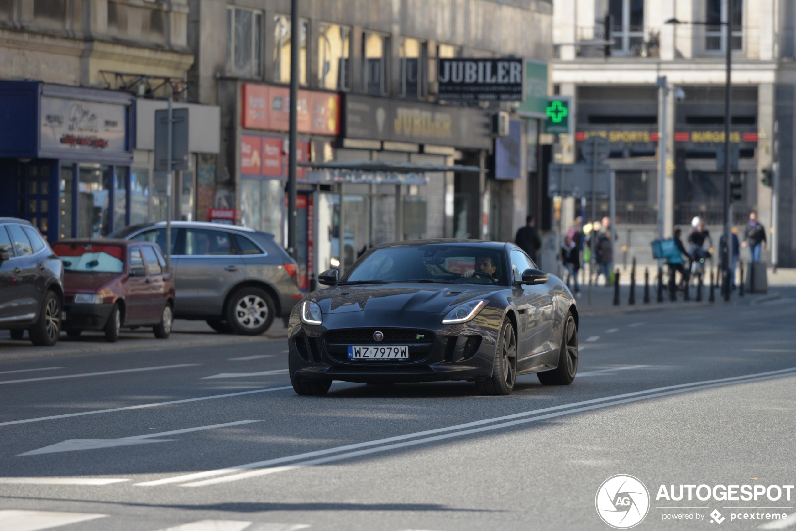 Jaguar F-TYPE R AWD Coupé