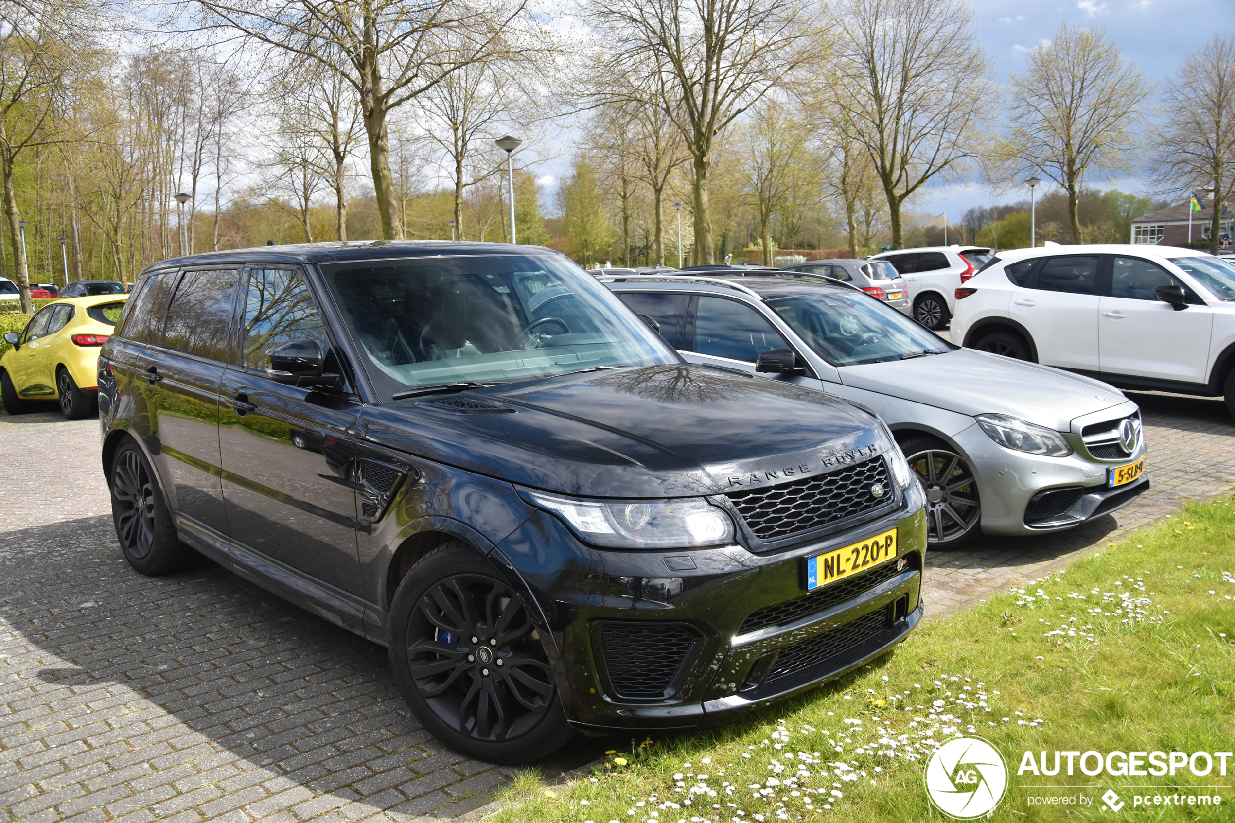 Land Rover Range Rover Sport SVR