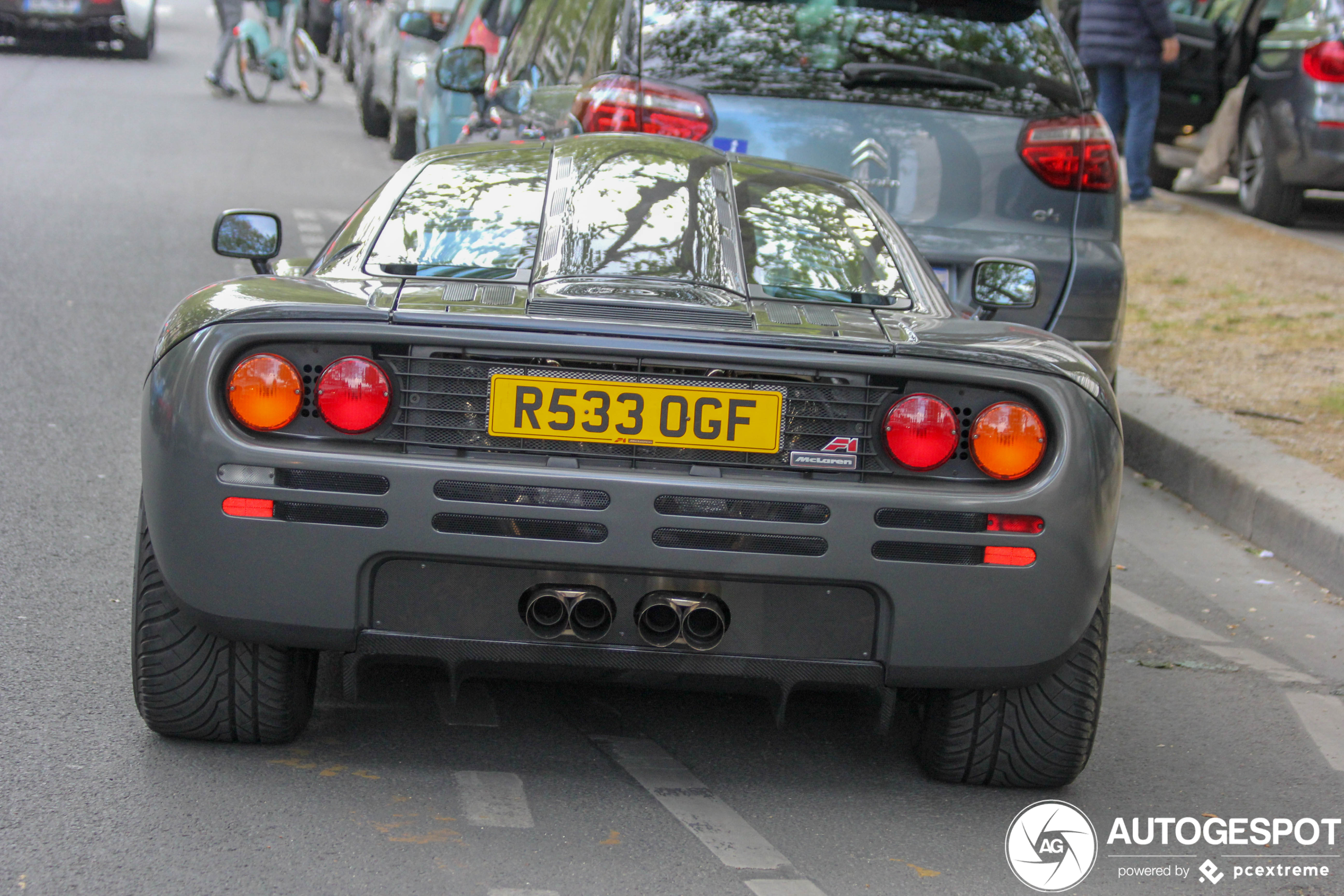 Ubertopspot: McLaren F1 in Parijs!