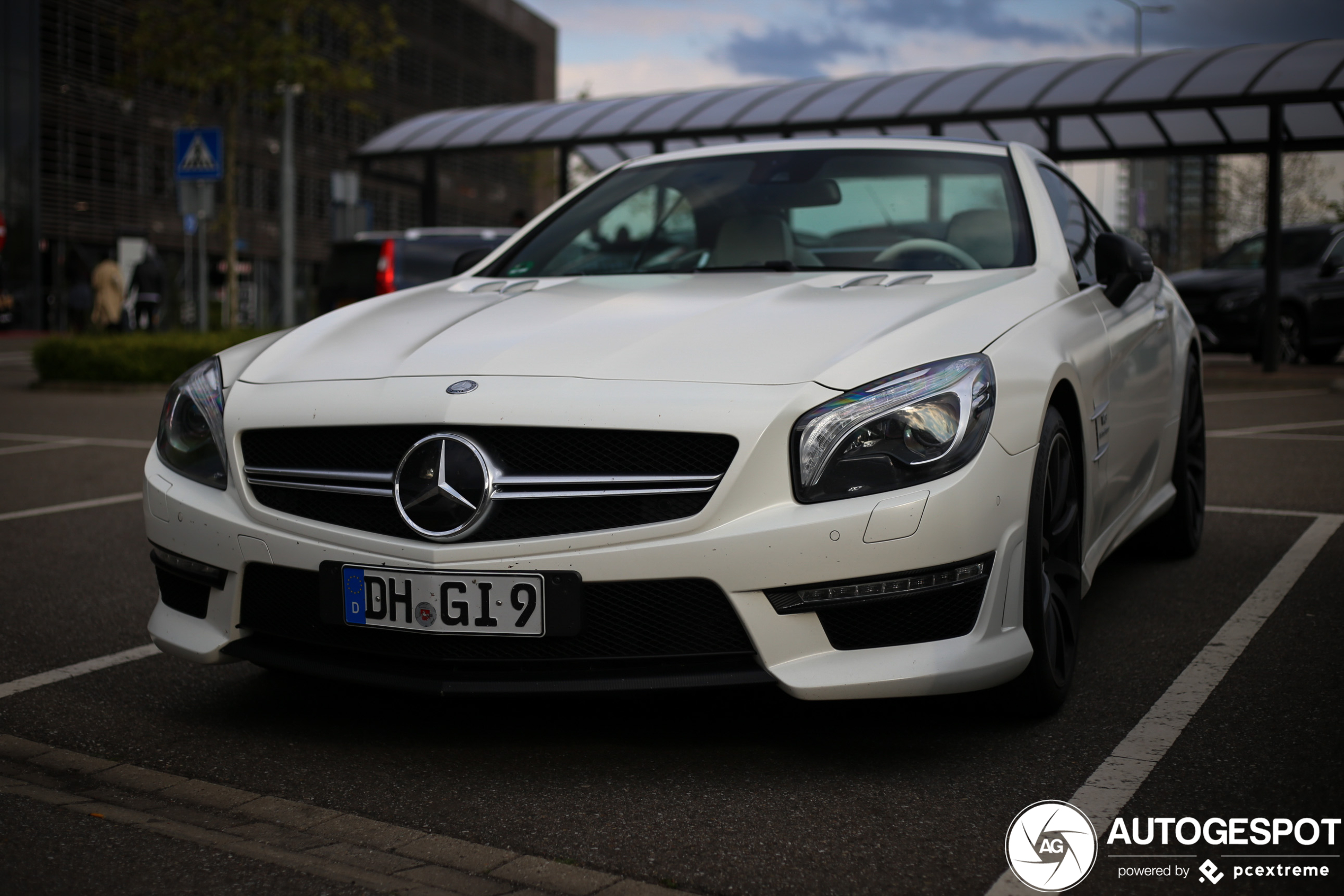 Mercedes-Benz SL 63 AMG R231