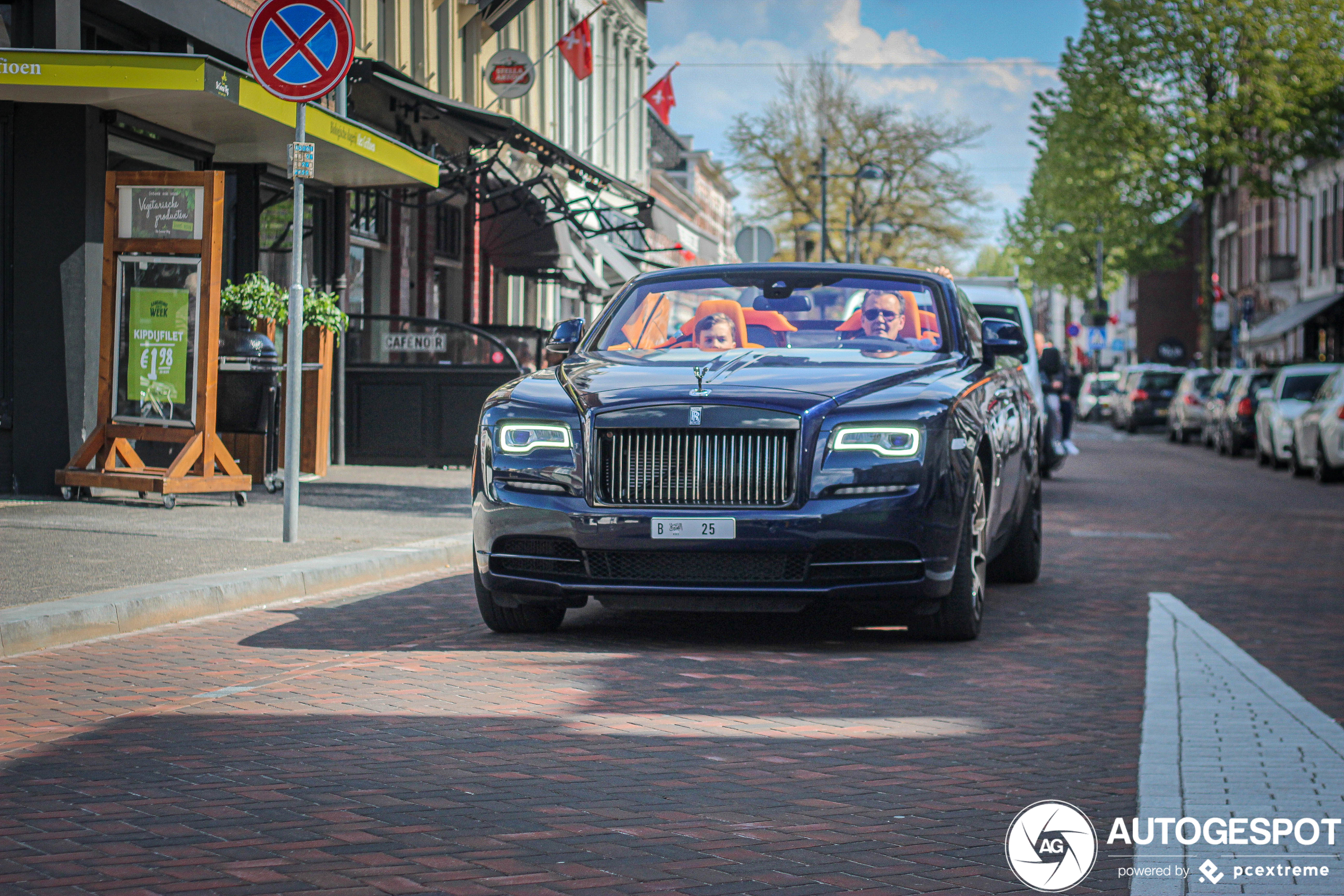 Rolls-Royce Dawn Black Badge