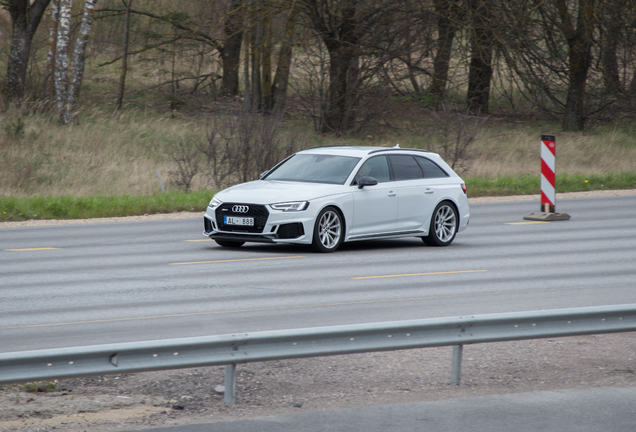 Audi RS4 Avant B9