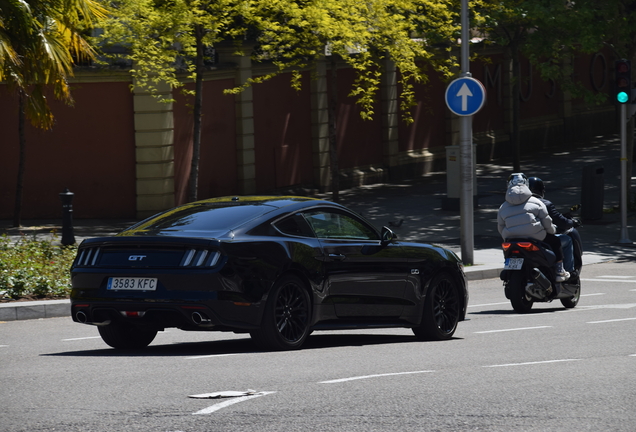 Ford Mustang GT 2015