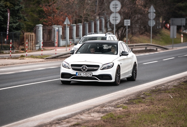 Mercedes-AMG C 63 S W205