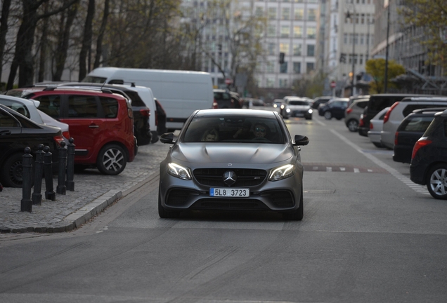 Mercedes-AMG E 63 S W213 Edition 1