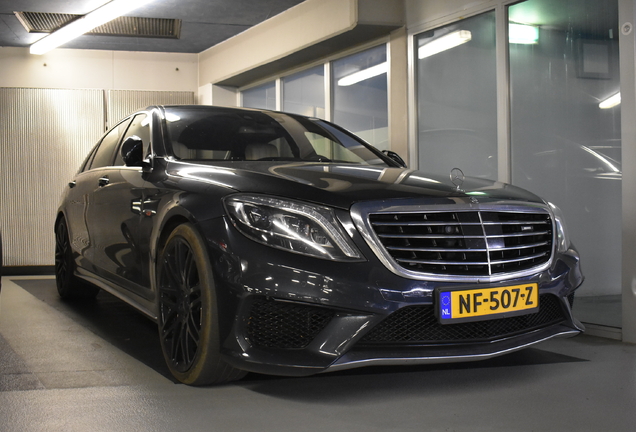 Mercedes-Benz Brabus 850 6.0 Biturbo V222