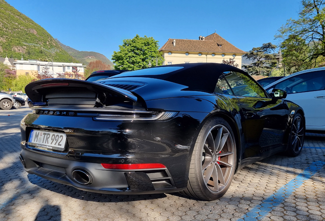 Porsche 992 Carrera S Cabriolet