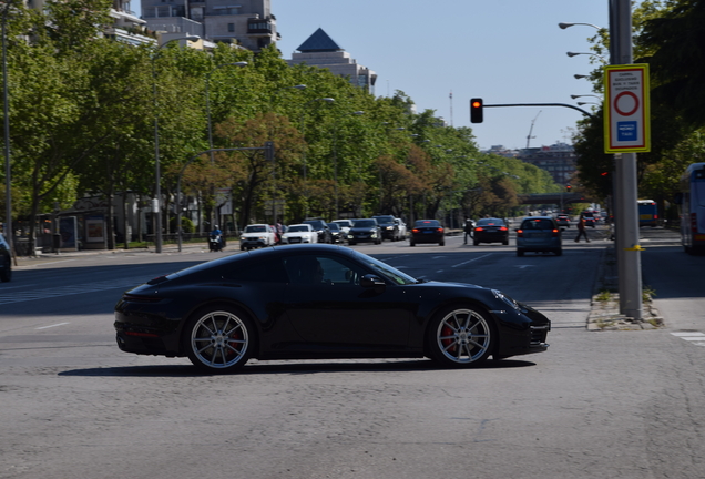 Porsche 992 Carrera S