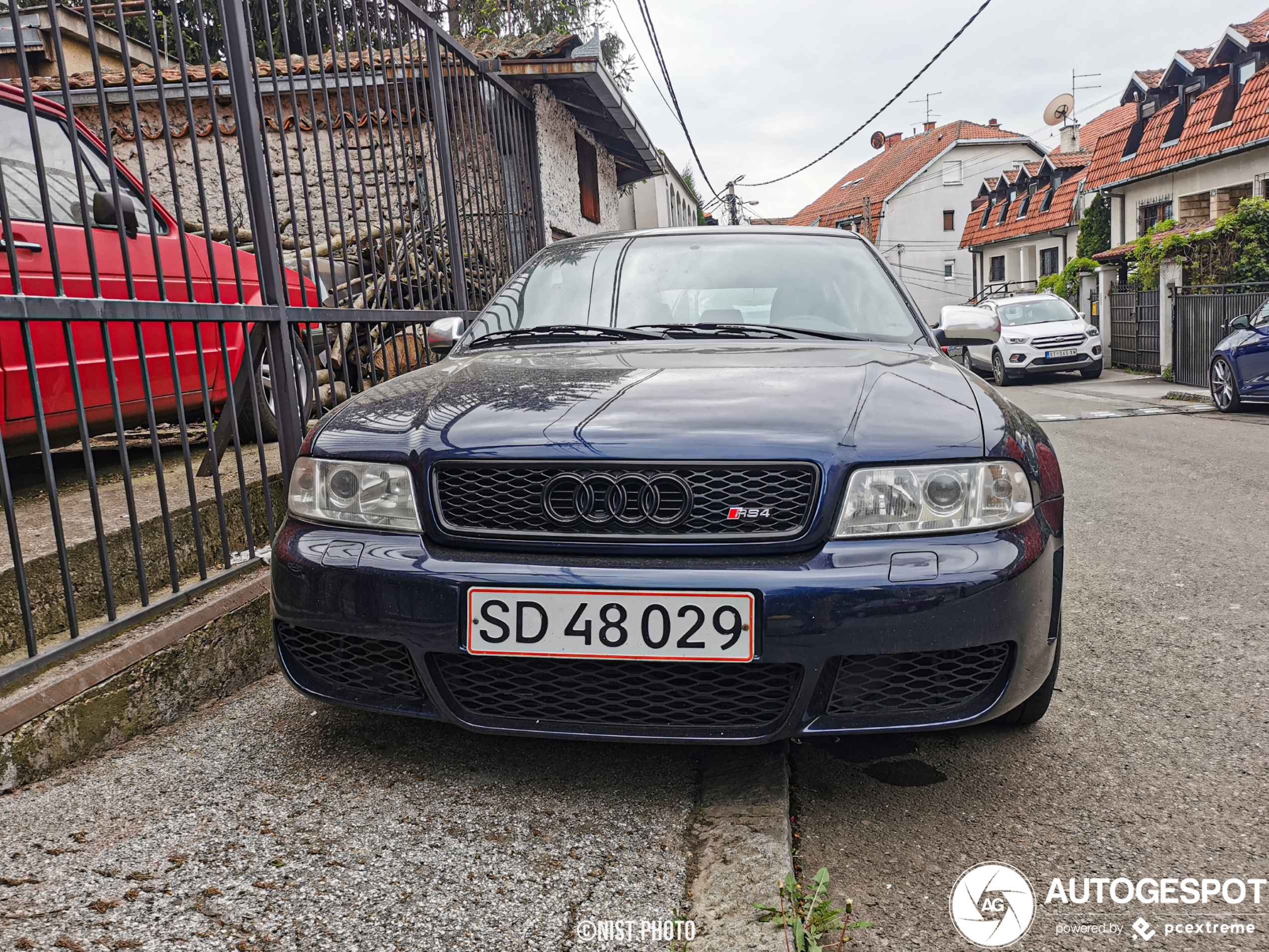 Audi RS4 Avant B5