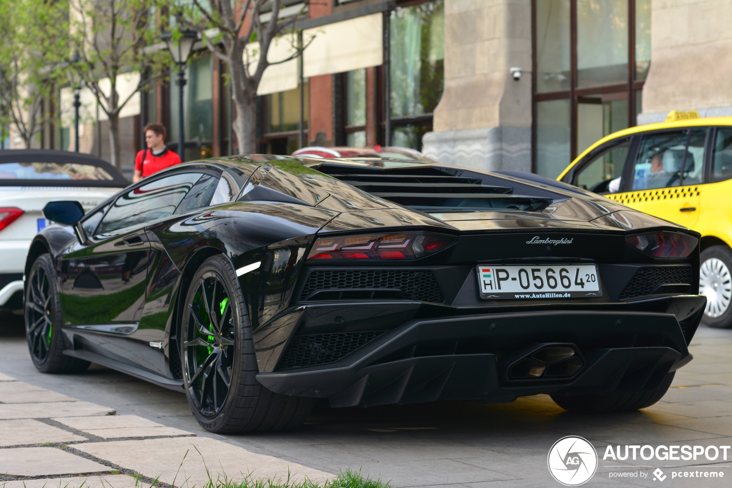 Lamborghini Aventador S LP740-4