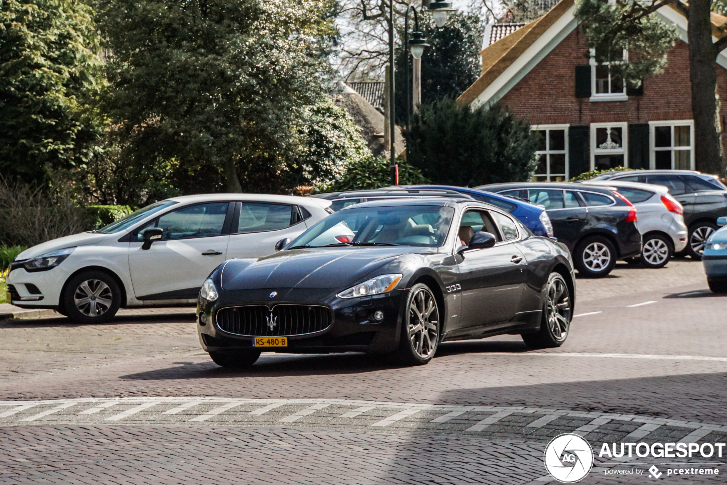 Maserati GranTurismo S Automatic