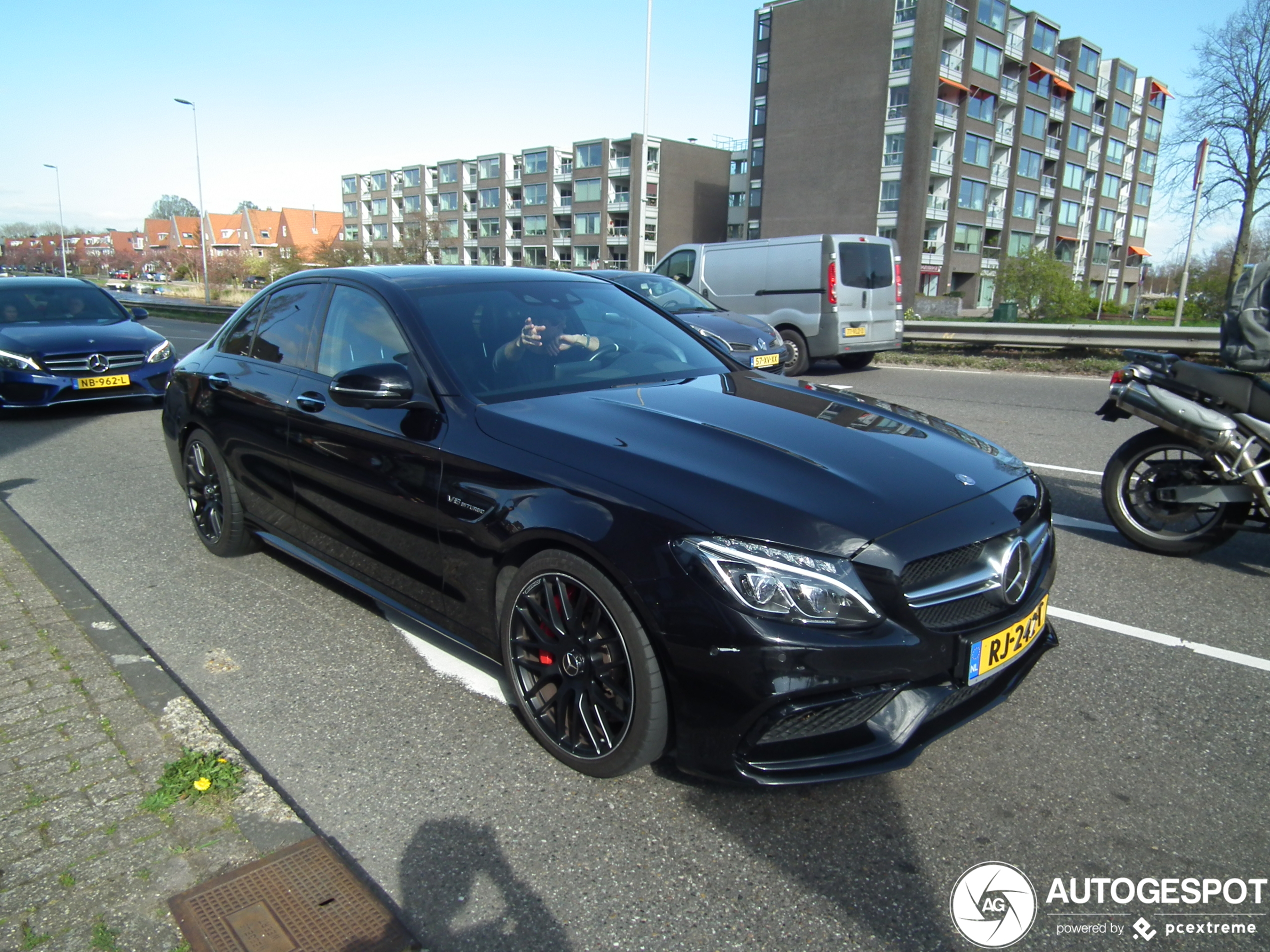 Mercedes-AMG C 63 S W205