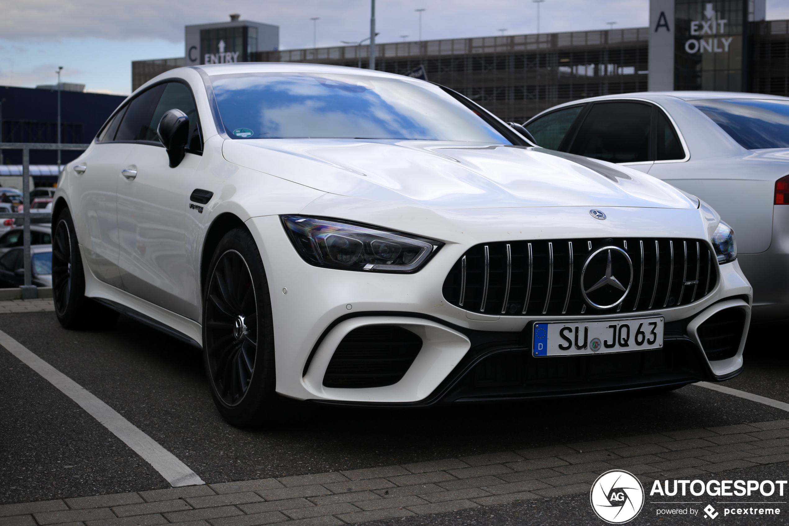 Mercedes-AMG GT 63 X290