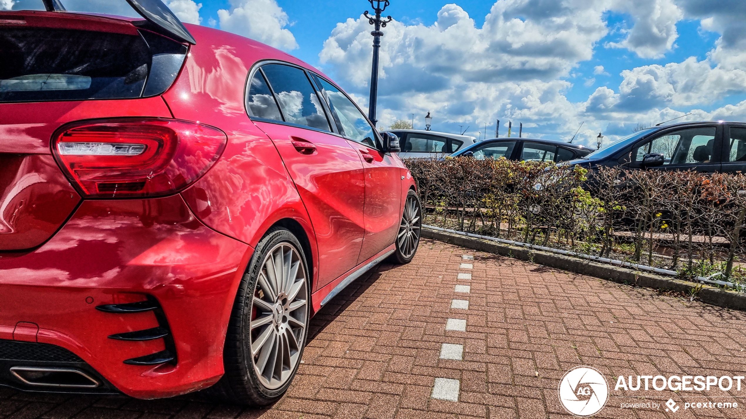 Mercedes-Benz A 45 AMG