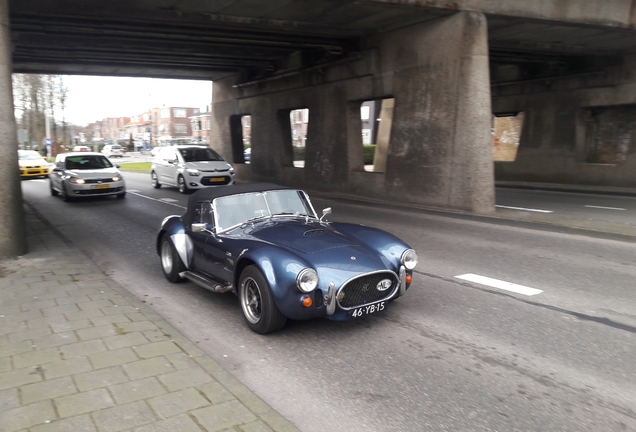 AC Cobra 427