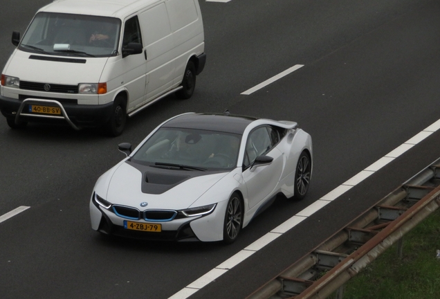 BMW i8