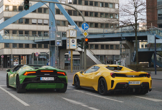 Lamborghini Huracán LP640-4 EVO Spyder