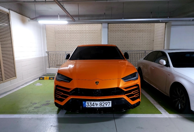 Lamborghini Urus