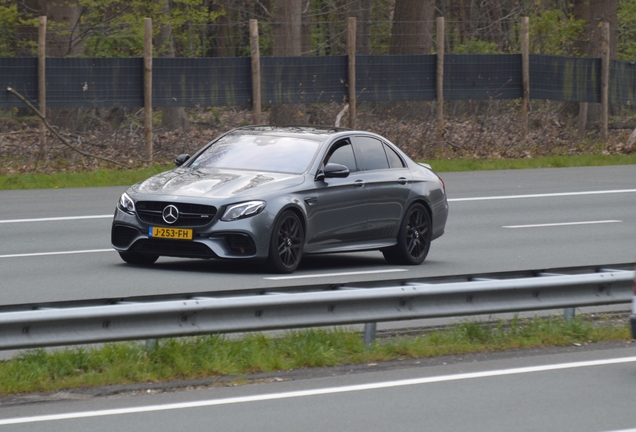 Mercedes-AMG E 63 S W213