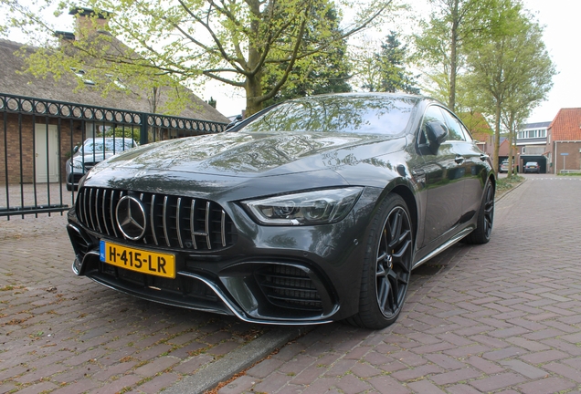 Mercedes-AMG GT 63 S X290