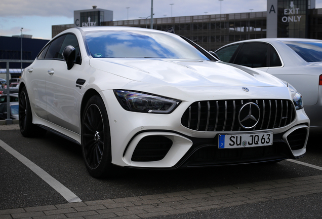 Mercedes-AMG GT 63 X290