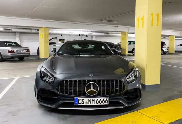 Mercedes-AMG GT C190 2019