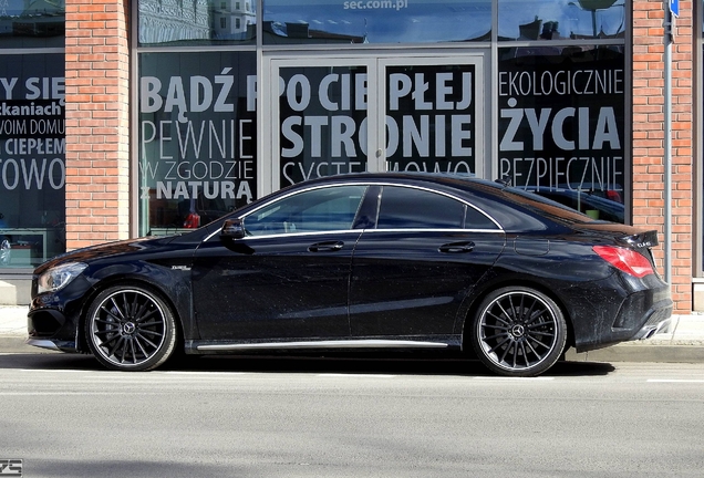 Mercedes-Benz CLA 45 AMG C117