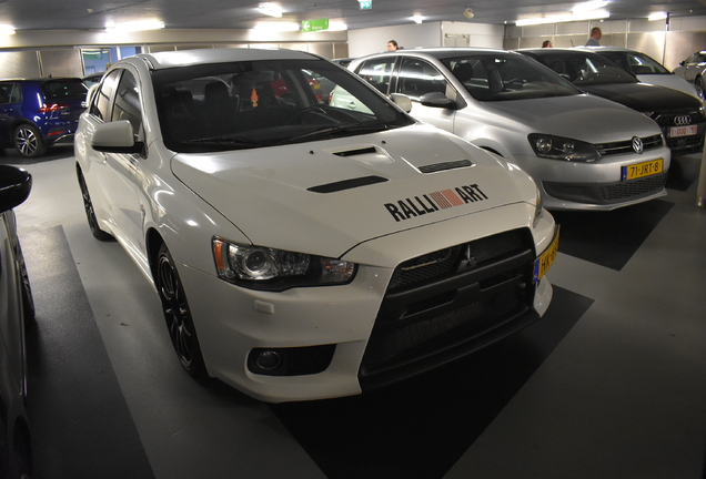 Mitsubishi Lancer Evolution X