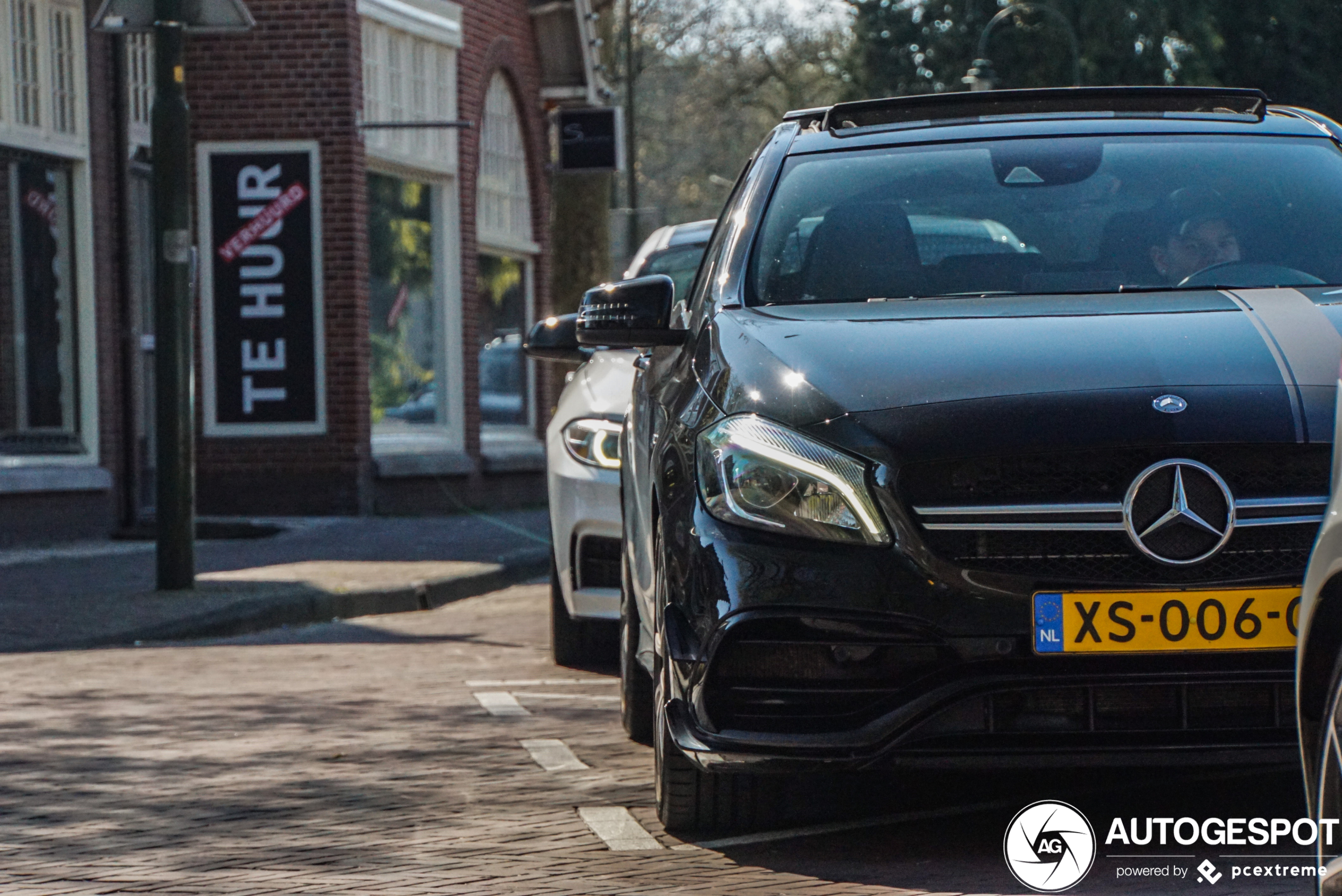 Mercedes-AMG A 45 W176 2015