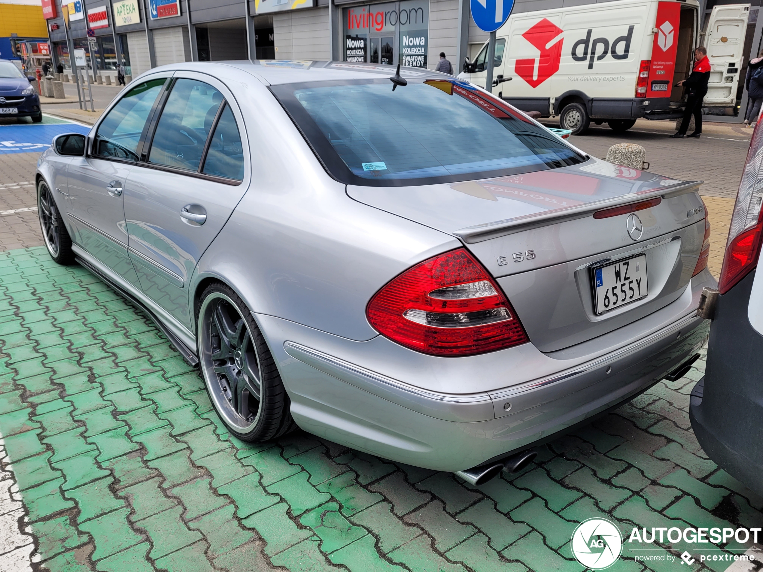 Mercedes-Benz E 55 AMG