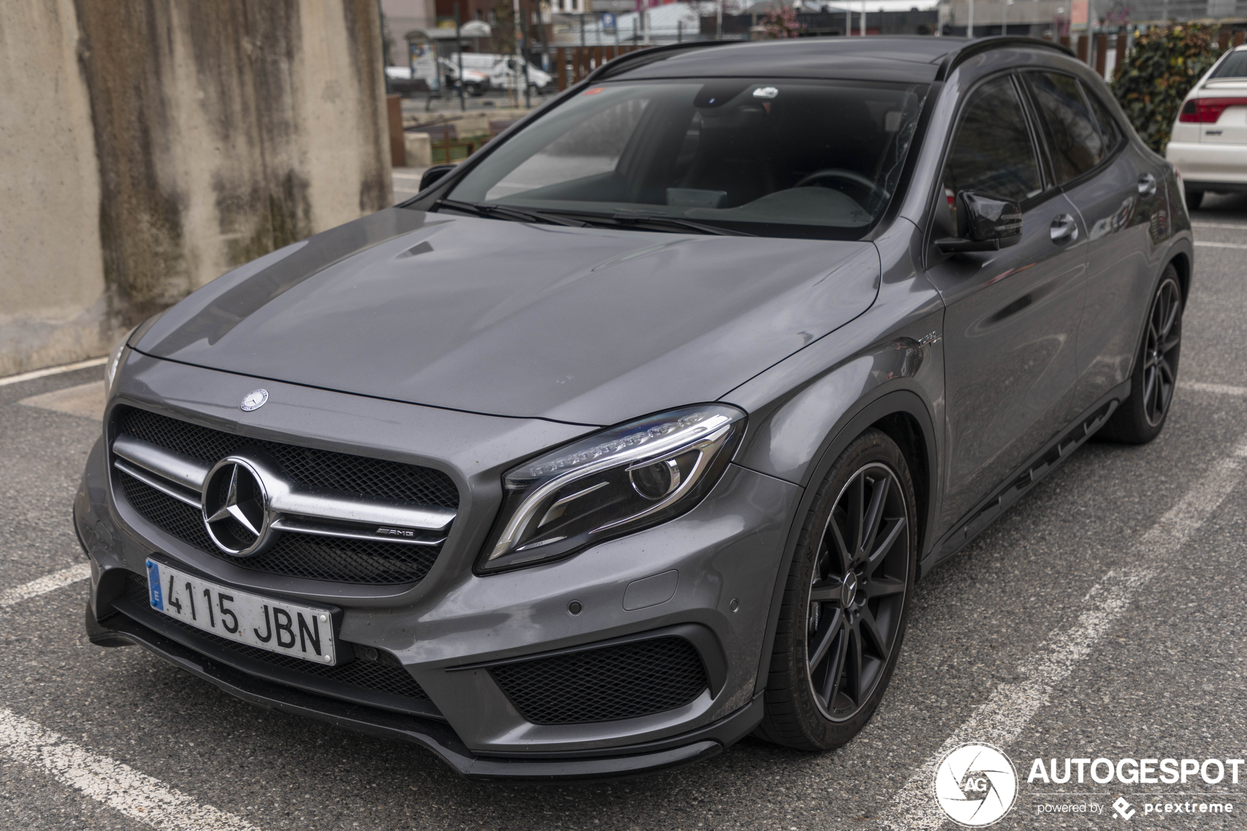 Mercedes-Benz GLA 45 AMG X156