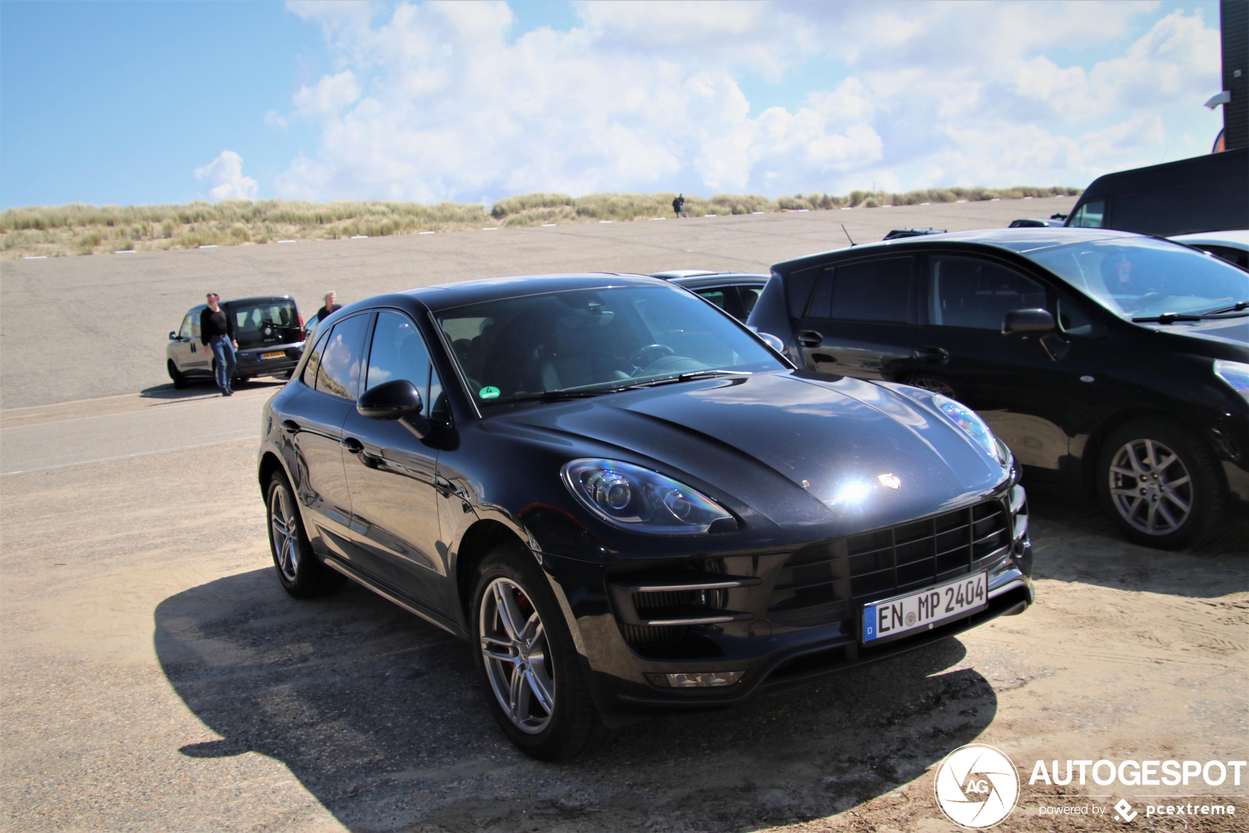 Porsche 95B Macan Turbo