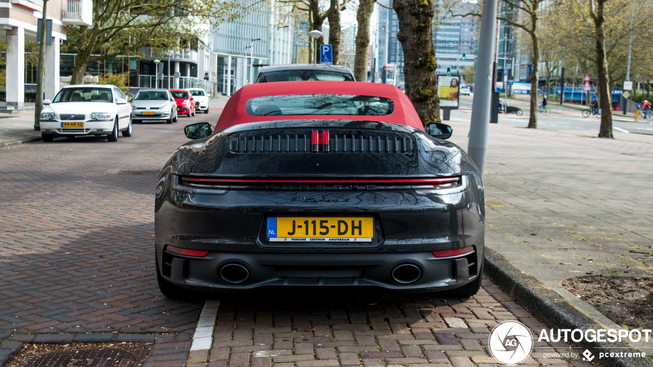 Porsche 992 Carrera S Cabriolet