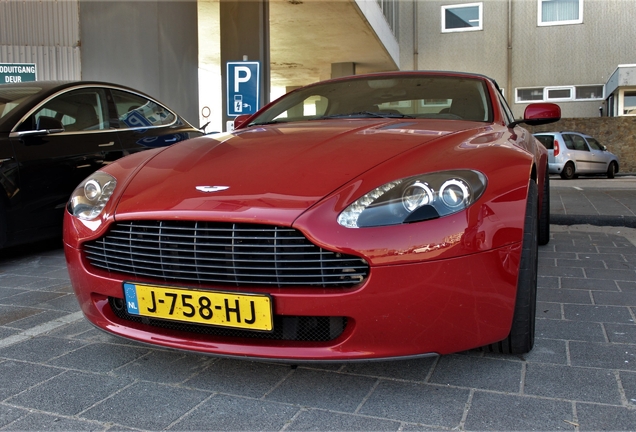 Aston Martin V8 Vantage Roadster