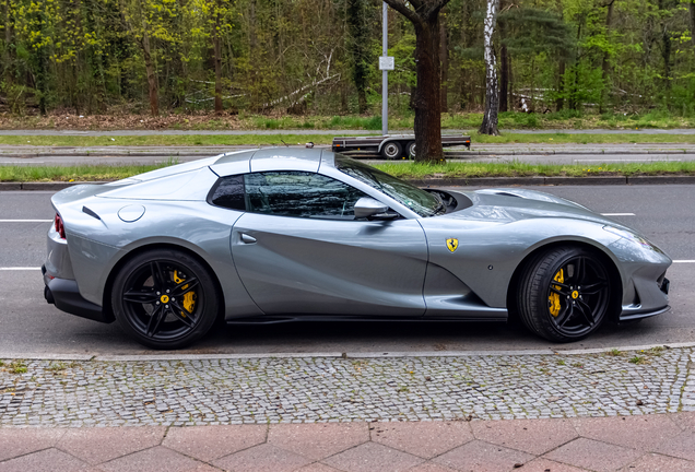 Ferrari 812 GTS