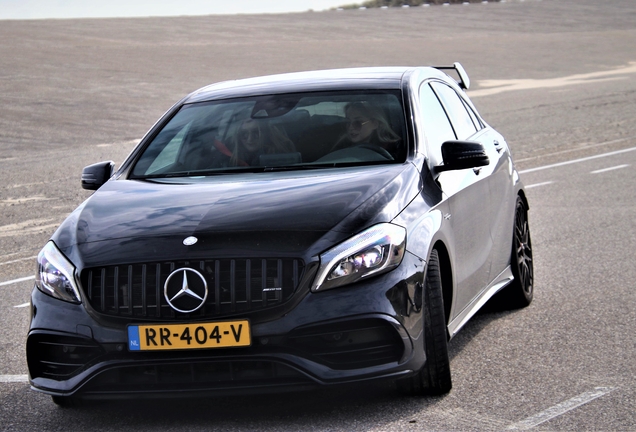 Mercedes-AMG A 45 W176 2015