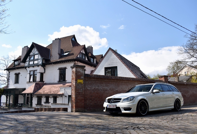 Mercedes-Benz C 63 AMG Estate 2012