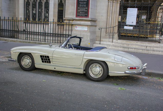 Mercedes-Benz 300SL Roadster