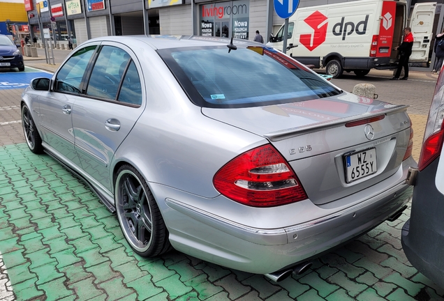 Mercedes-Benz E 55 AMG