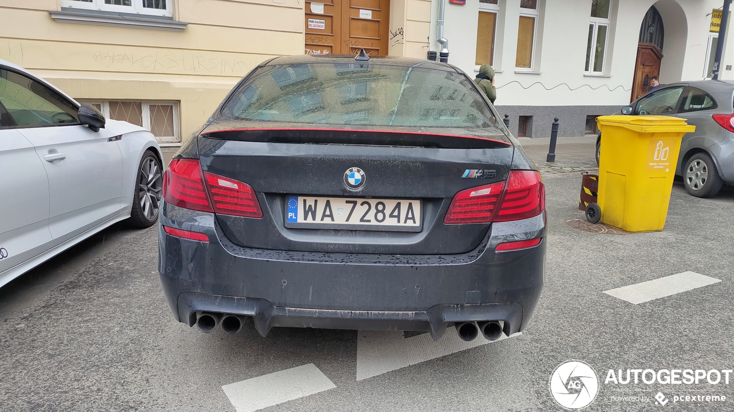 BMW M5 F10 2011