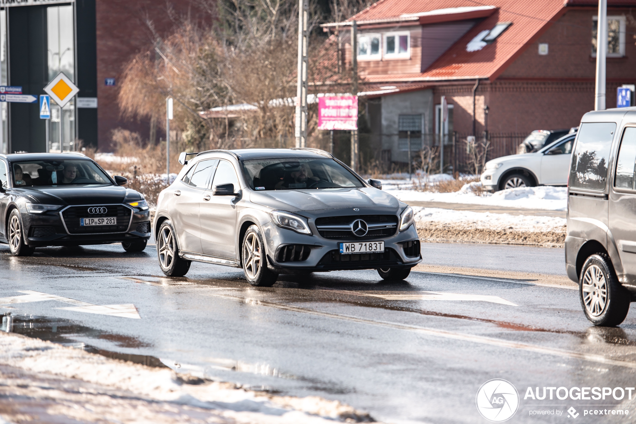 Mercedes-AMG GLA 45 X156 2017